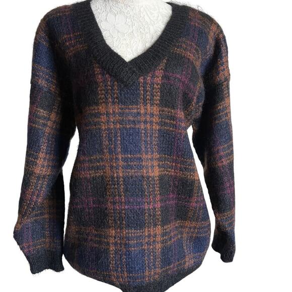 Paul Harris Design Sweaters - Vintage Paul Harris Mohair Blend Plaid Sweater M Dark Academia Fall Photos